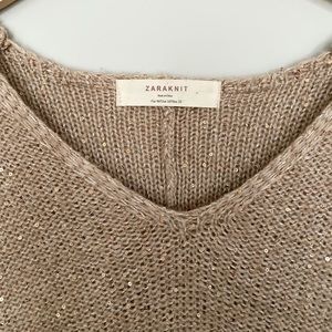 Zara Sweaters - Zara • Sweater Zara Sweaters - Zara • Sweater